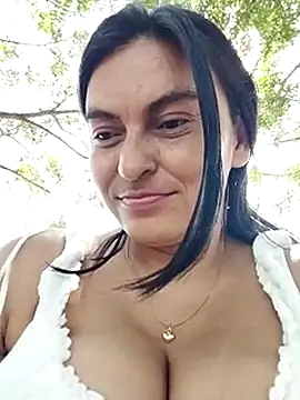 Snapshot of Horny-Mommy-Dirty chatting on 02.19.25 Horny-Mommy-Dirty online show from 02.19.25