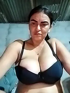 Snapshot of Horny-Mommy-Dirty chatting on 02.21.25 Horny-Mommy-Dirty online show from 02.21.25