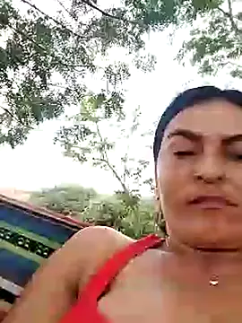 Snapshot of Horny-Mommy-Dirty chatting on 03.21.25 Horny-Mommy-Dirty online show from 03.21.25