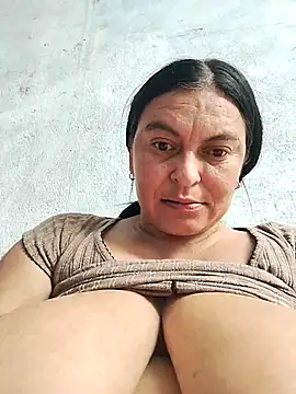 Horny-Mommy-Dirty online show from 10.25.25