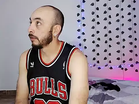 hotlatin92 online show from 12.24.24