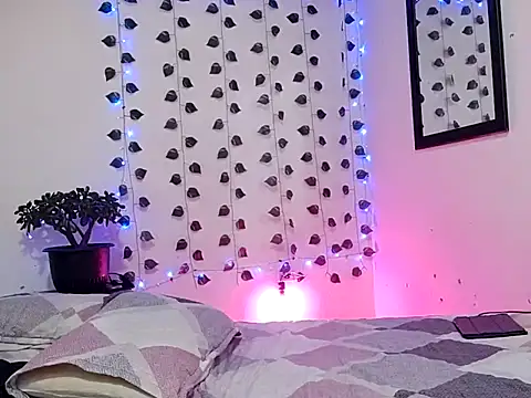 hotlatin92 online show from 12.30.24