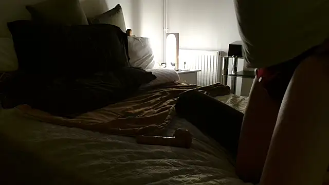 ImYourXtoy online show from 12.13.25