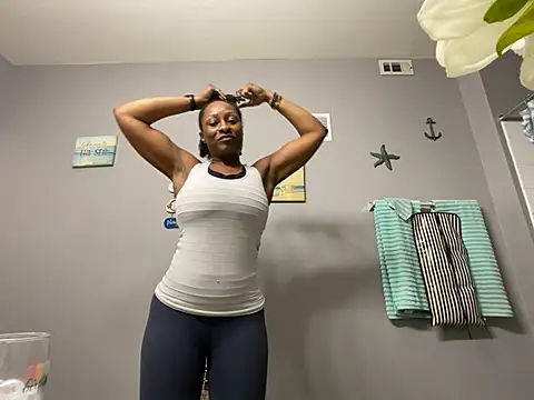 Snapshot of wynterheat chatting on 12.27.24 wynterheat online show from 12.27.24