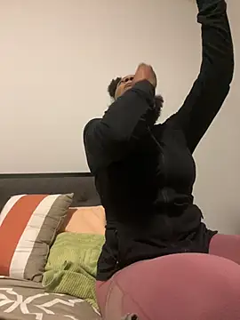 Snapshot of wynterheat chatting on 01.31.25 wynterheat online show from 01.31.25