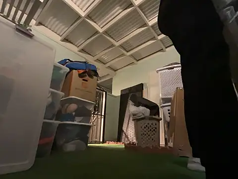 Snapshot of wynterheat chatting on 02.24.25 wynterheat online show from 02.24.25