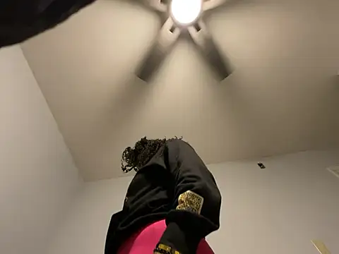 Snapshot of wynterheat chatting on 03.03.25 wynterheat online show from 03.03.25