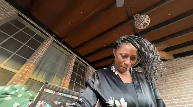 Snapshot of wynterheat chatting on 03.05.25 wynterheat online show from 03.05.25