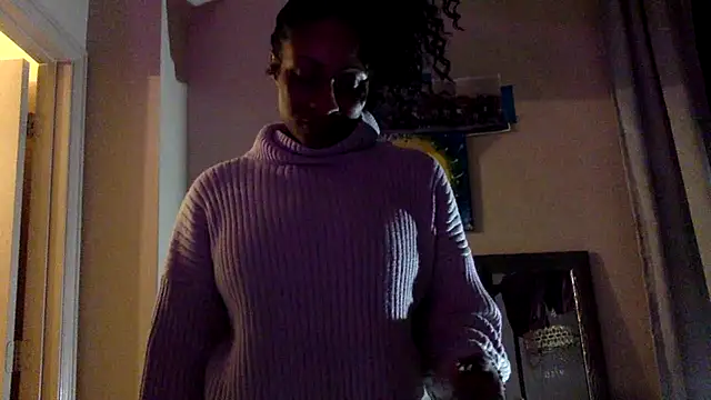 Snapshot of wynterheat chatting on 03.16.25 wynterheat online show from 03.16.25