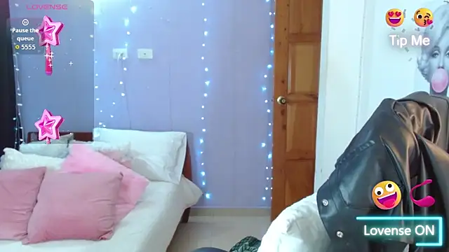 Paulina 627 online show from 10.10.25