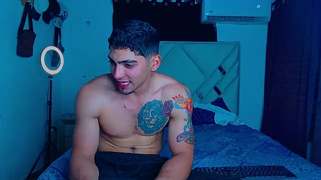 Rich boy01 online show from 03.06.25