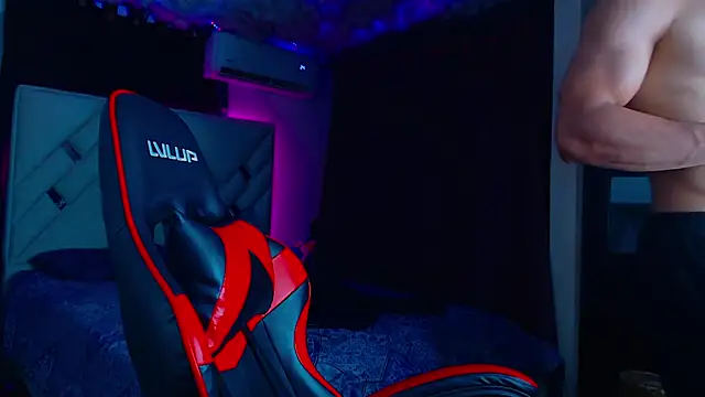 Rich boy01 online show from 03.15.25