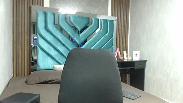 ValeryLargo online show from 03.09.25