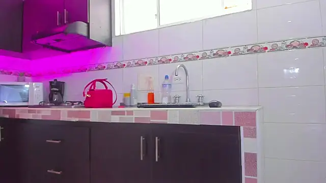 Emma-evans online show from 06.19.26