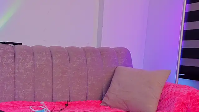  scarletmoore online show from 07.01.26