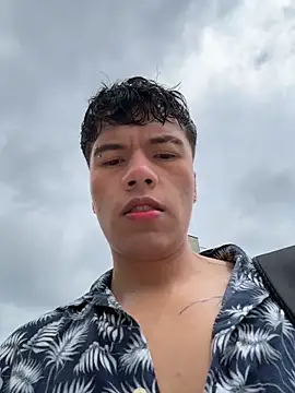 Logan smith1 online show from 10.11.25