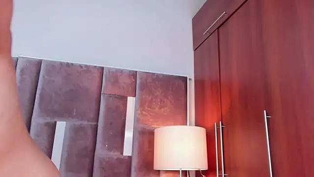 Snapshot of Nia_Bunny chatting on 03.25.26 Nia Bunny online show from 03.25.26