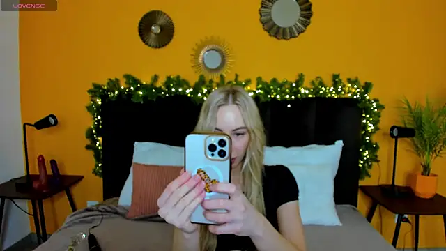 Diana Garrett online show from 12.14.24