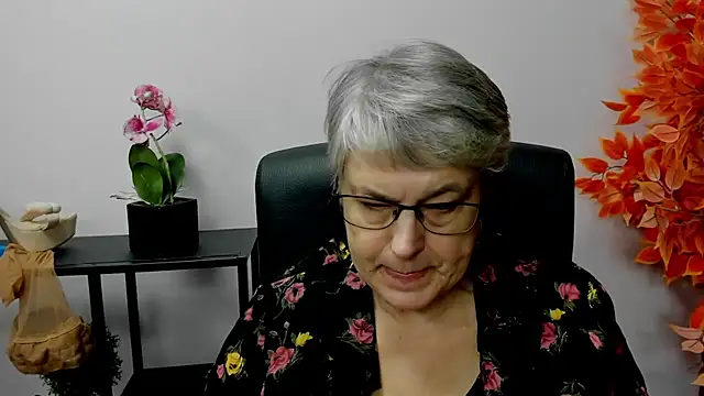 IrisDream online show from 12.02.24