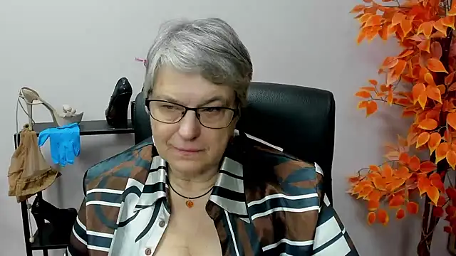 IrisDream online show from 12.11.24