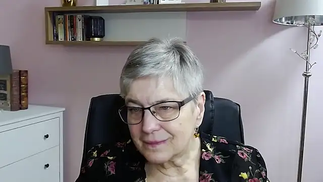 IrisDream online show from 12.23.24