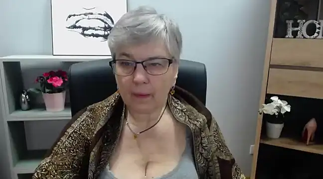 IrisDream online show from 01.17.25