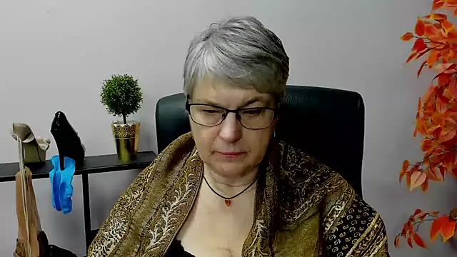 IrisDream online show from 01.23.25