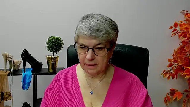 IrisDream online show from 01.24.25