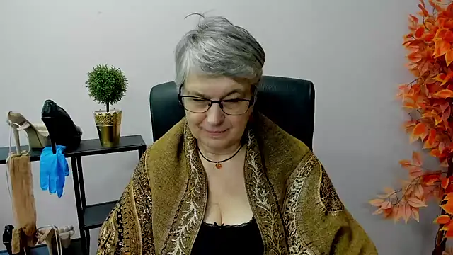 IrisDream online show from 01.28.25