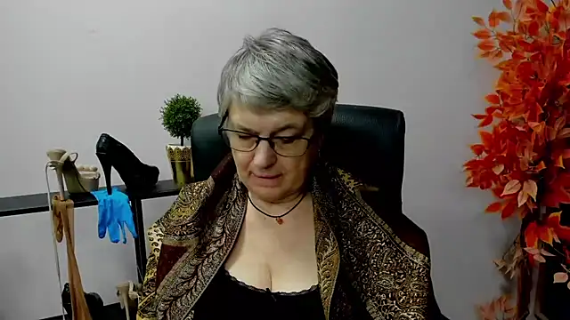 IrisDream online show from 02.13.25