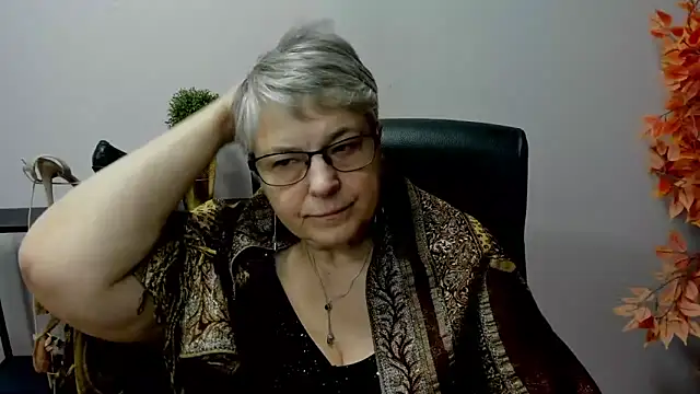 IrisDream online show from 02.21.25