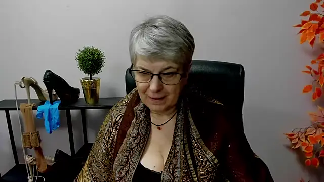 IrisDream online show from 02.26.25