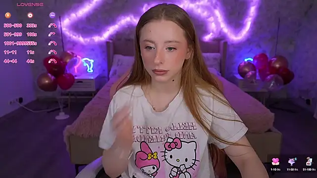 SilverrMoon online show from 02.14.25