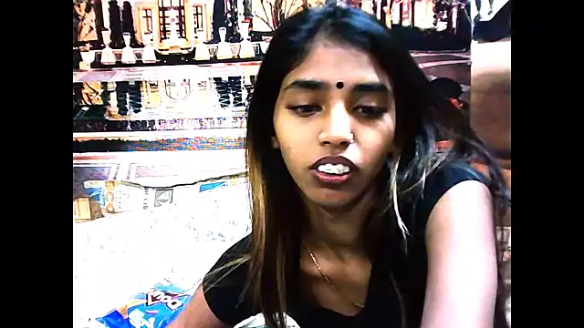 IndianSexySlender online show from 09.22.25