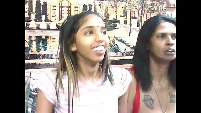 IndianSexySlender online show from 10.22.25