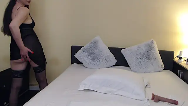 Snapshot of Melissa_Mely chatting on 01.08.25 Melissa Mely online show from 01.08.25