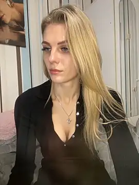 Snapshot of Liya_my chatting on 12.11.24 Liya my online show from 12.11.24