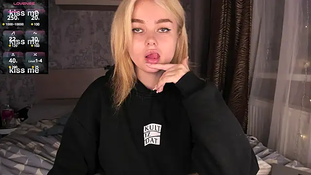 purebeautie13 online show from 01.26.25