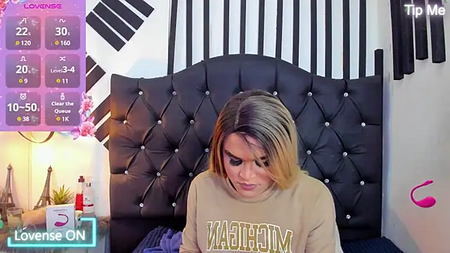 Snapshot of AllisonsweetZ chatting on 03.03.25 AllisonsweetZ online show from 03.03.25