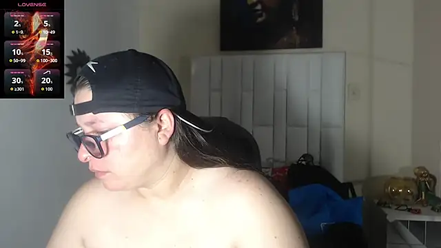 Snapshot of katty_femdom chatting on 09.09.25 katty femdom online show from 09.09.25
