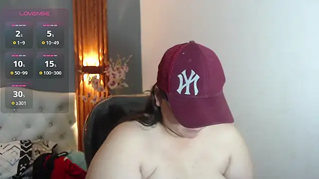Snapshot of katty_femdom chatting on 06.28.26 katty femdom online show from 06.28.26