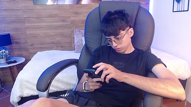 jhoellx online show from 12.05.24