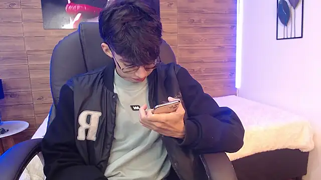 jhoellx online show from 12.06.24