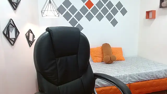 jhoellx online show from 12.15.24