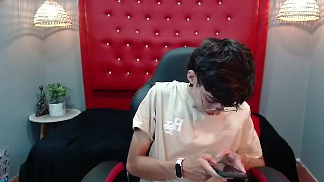 jhoellx online show from 12.24.24