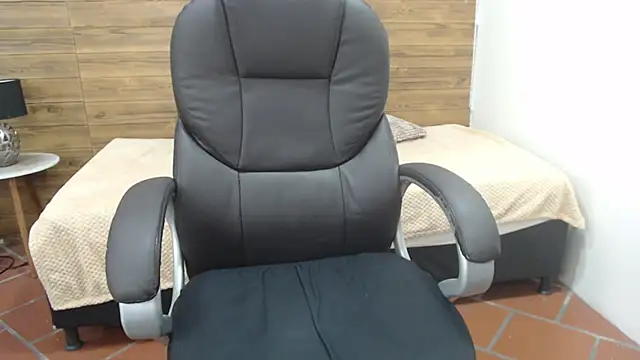 jhoellx online show from 02.13.25