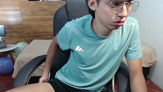 jhoellx online show from 10.08.25