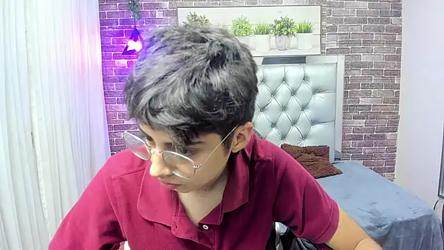 jhoellx online show from 10.17.25