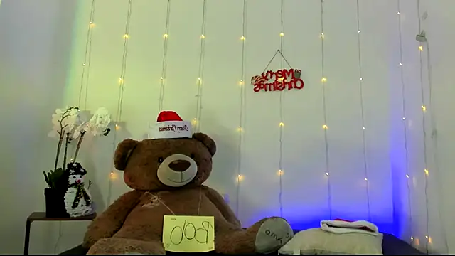 kendal scott1 online show from 12.12.24