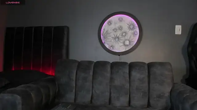 khriss brown online show from 01.05.26